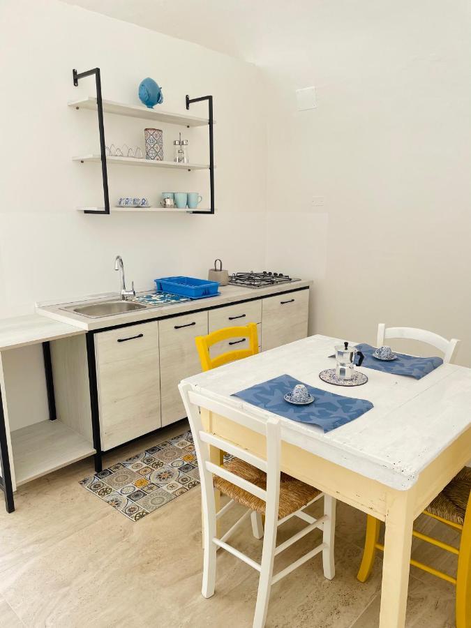 Finestra Sul Borgo Apt. Acquarica del Capo Exterior foto
